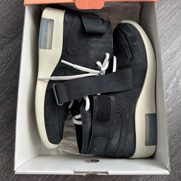 AIR FEAR OF GOD RAID ‘BLACK’ - Picture 2 of 8